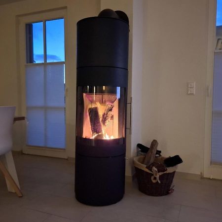 Modernes Reetdach-Ostseeferienhaus Bella Mare, Insel Usedom Mit Sauna, Kamin & Sonnenterrasse Zirchow Экстерьер фото